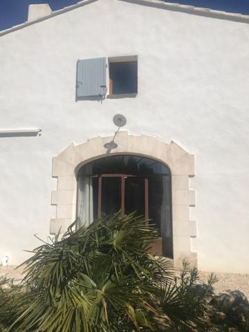 Bastide Campagne Canal Cucuron Exterior photo